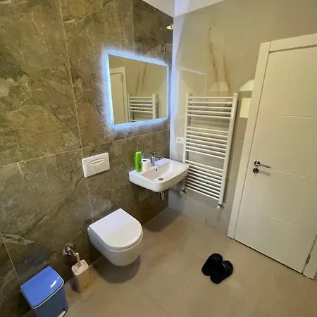 Bujtina Celiku Farm stay Burrel